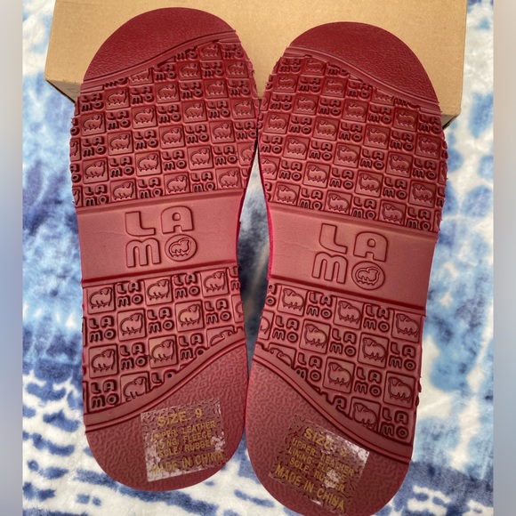 New in Box Leather Lamo Faux Fur Boots - buckles on side - Red Wine Color Size 9 - Picture 12 of 14